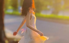 美女赤裸全身(无遮掩)